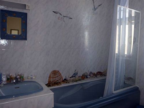 Ammonite Bed & Breakfast คอร์ฟคาสเซิล ภายนอก รูปภาพ