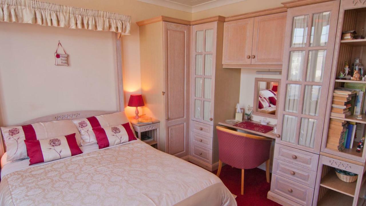 Ammonite Bed & Breakfast คอร์ฟคาสเซิล ภายนอก รูปภาพ