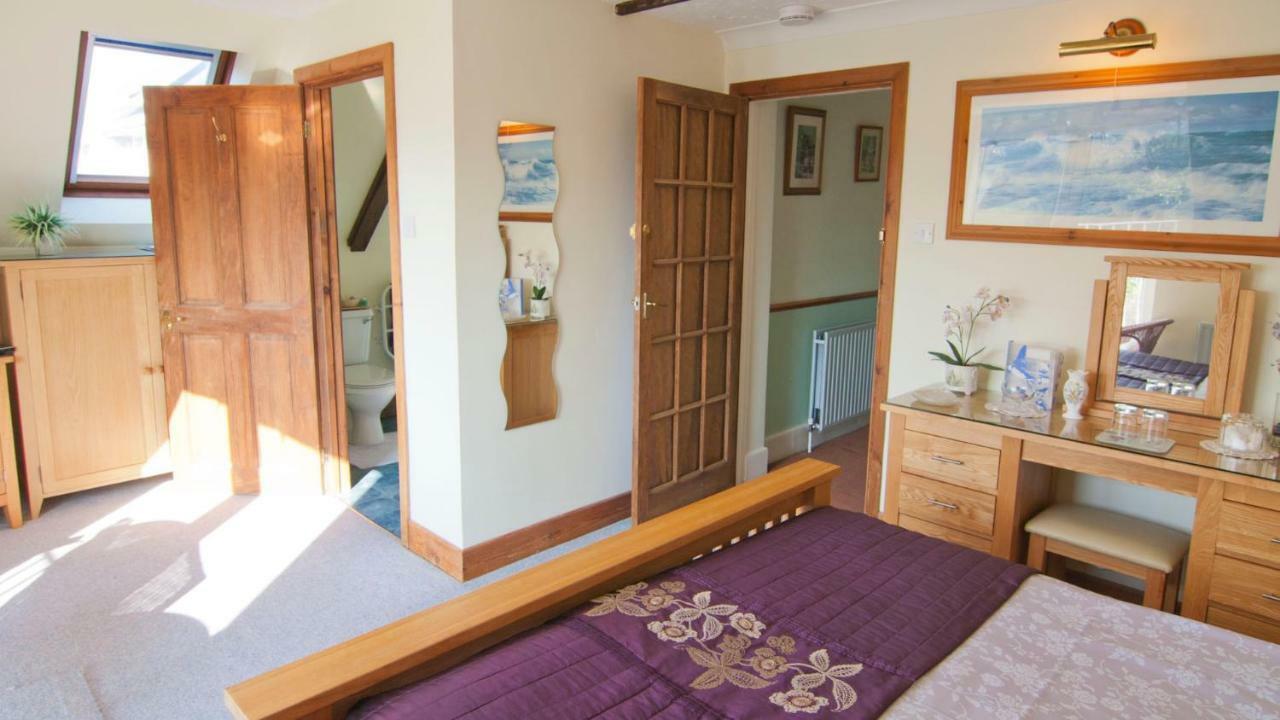 Ammonite Bed & Breakfast คอร์ฟคาสเซิล ภายนอก รูปภาพ